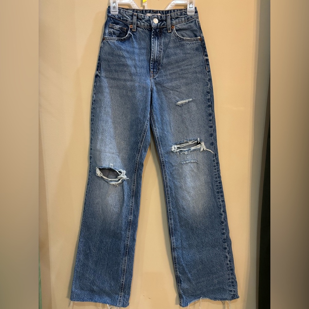Zara Women's Wide Leg Distressed Blue Jeans